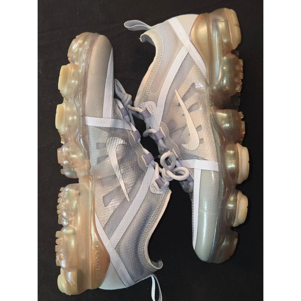 Nike Air‎ VaporMax 2019 GS Youth Sneakers Size 6Y Silver White